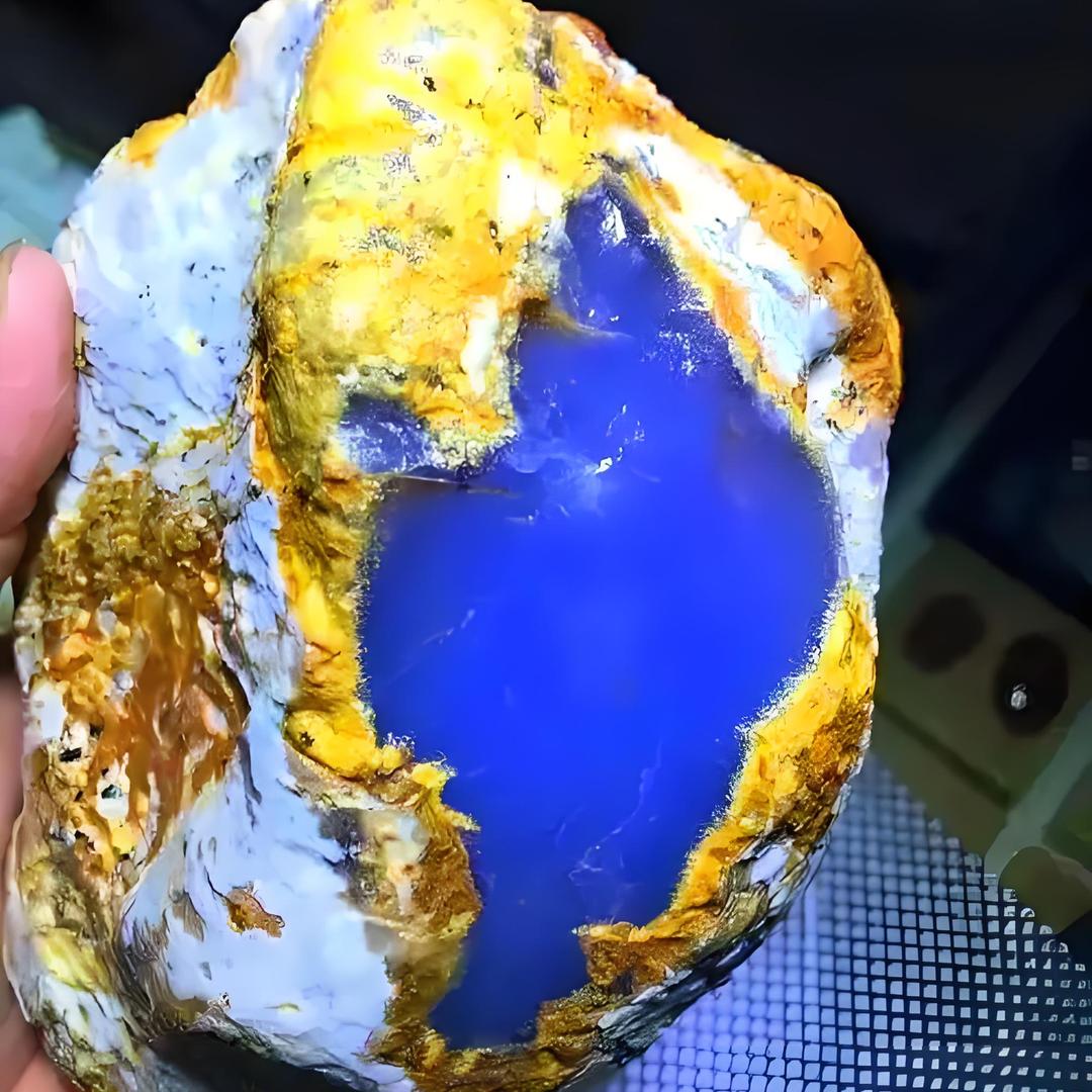 亿水源玛瑙珠宝