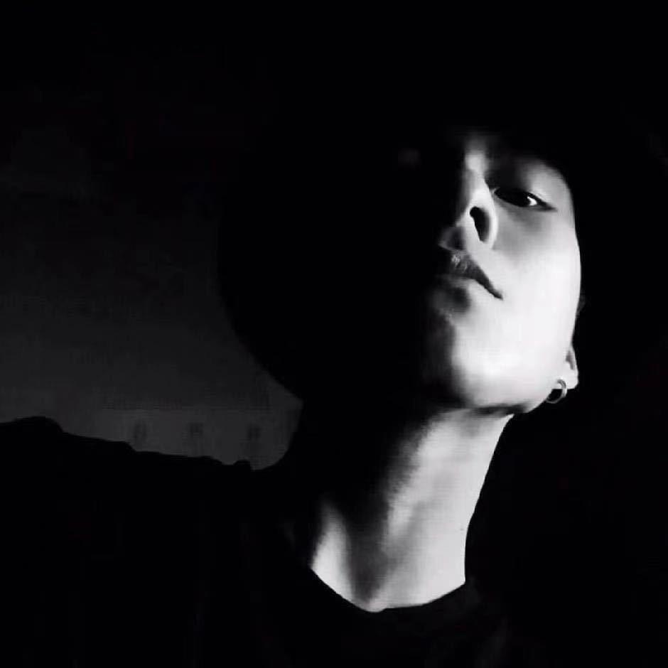 Seven  ㅤ  ㅤ