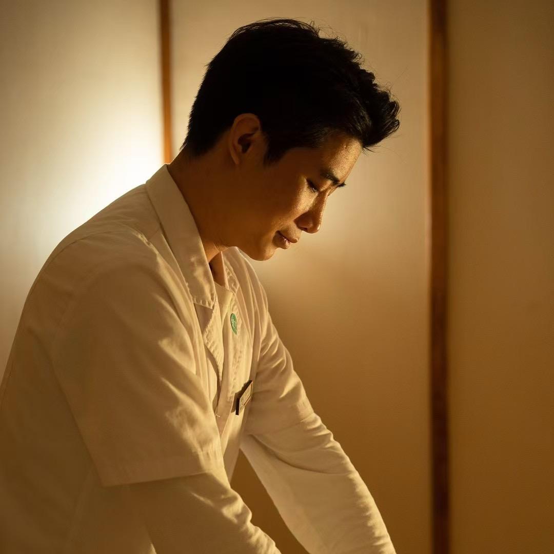 知之推拿龚老师