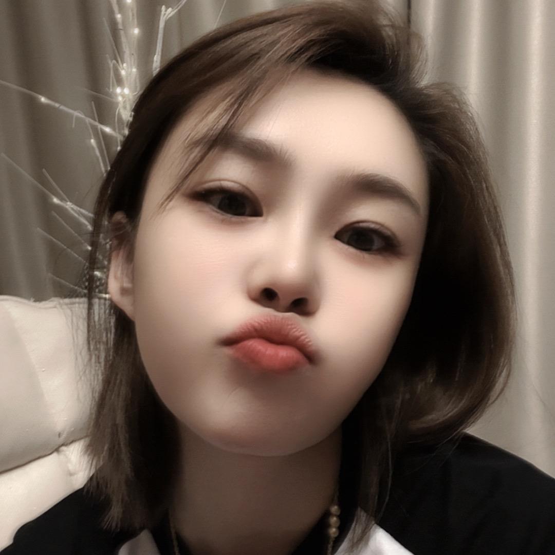 钮祜禄Z。