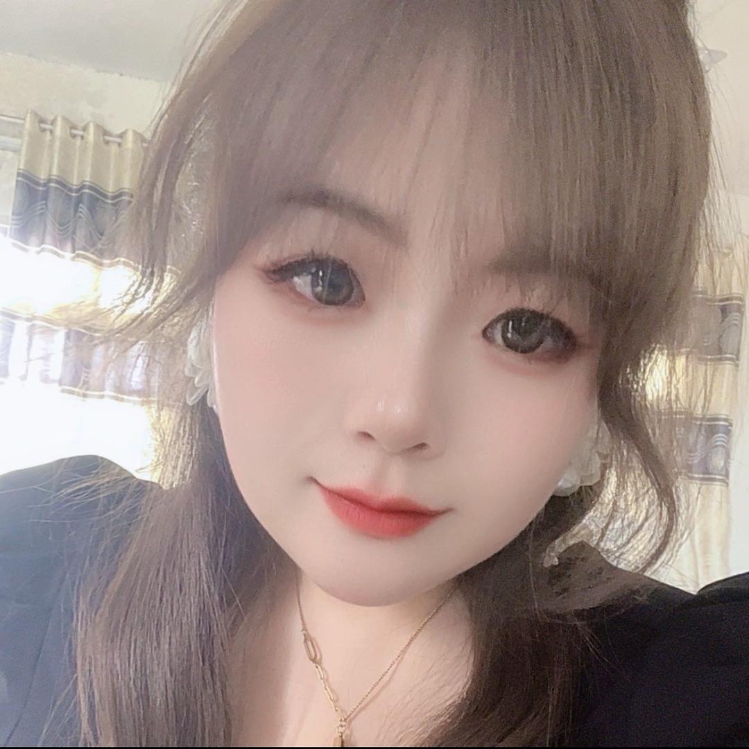 小金豆（酥肉馆老板娘）