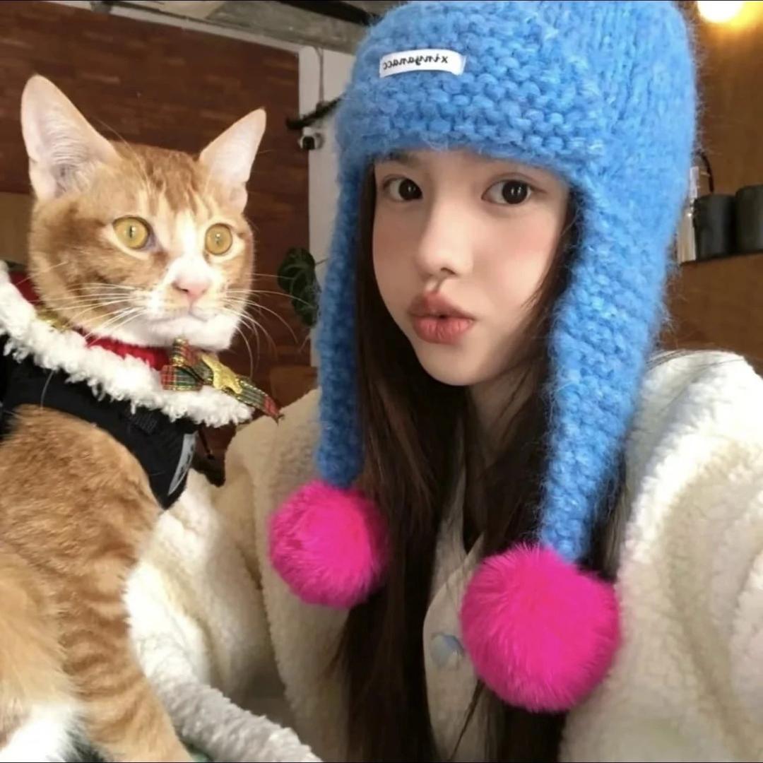 ⁖ ﾟ💭>𖥦<💭 ﾟ⁖ ❄️