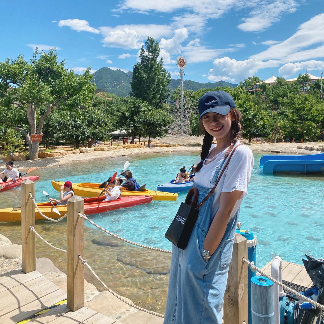 Rowena 🌸玩毛线🧶