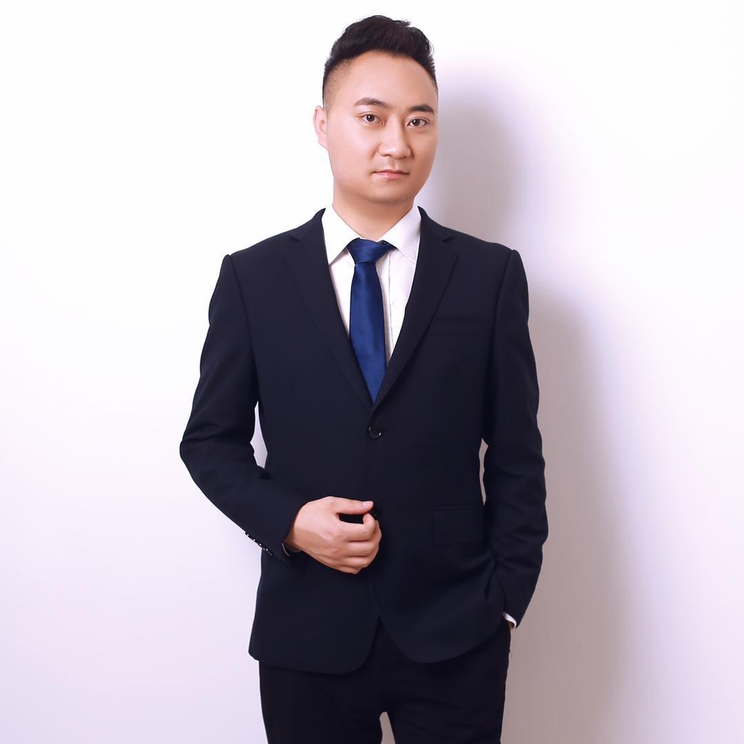 成都小时代折扣总仓（谢老师）