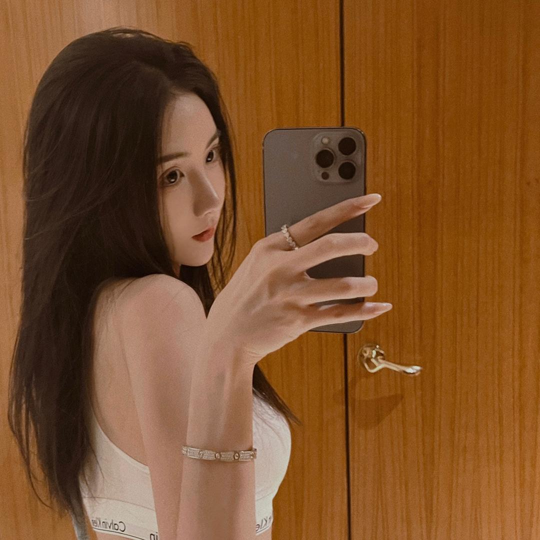 n9