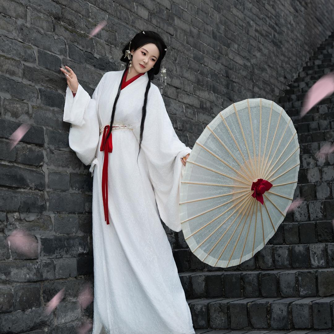 ꧁꫞꯭余生💕自己꫞꧂