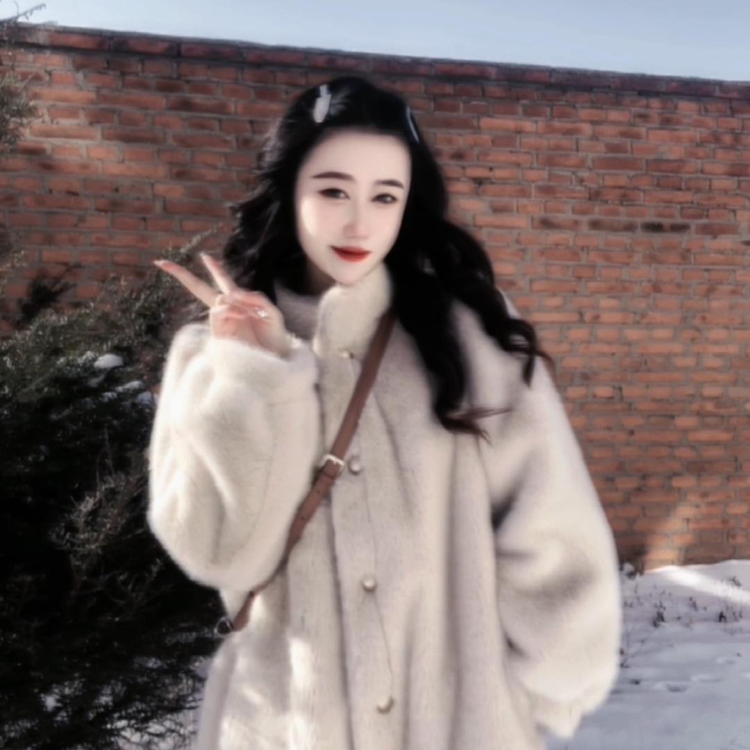 沐鑫垚服饰