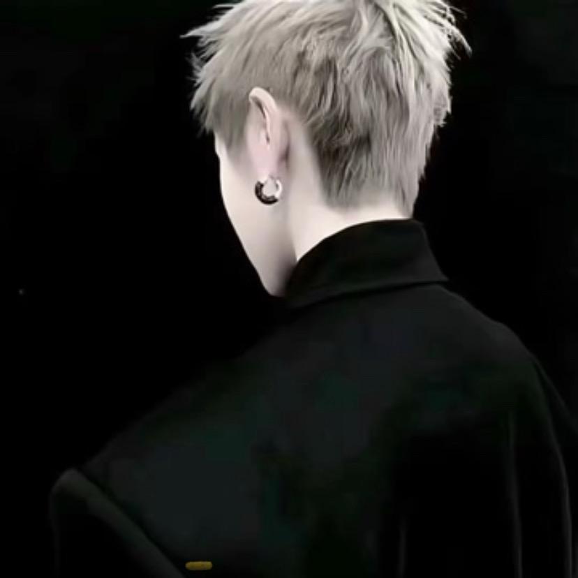 𝓗