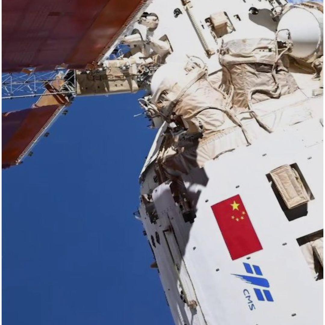 宇宙漫游舱
