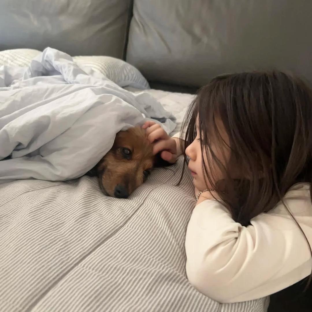 我也不太了解她