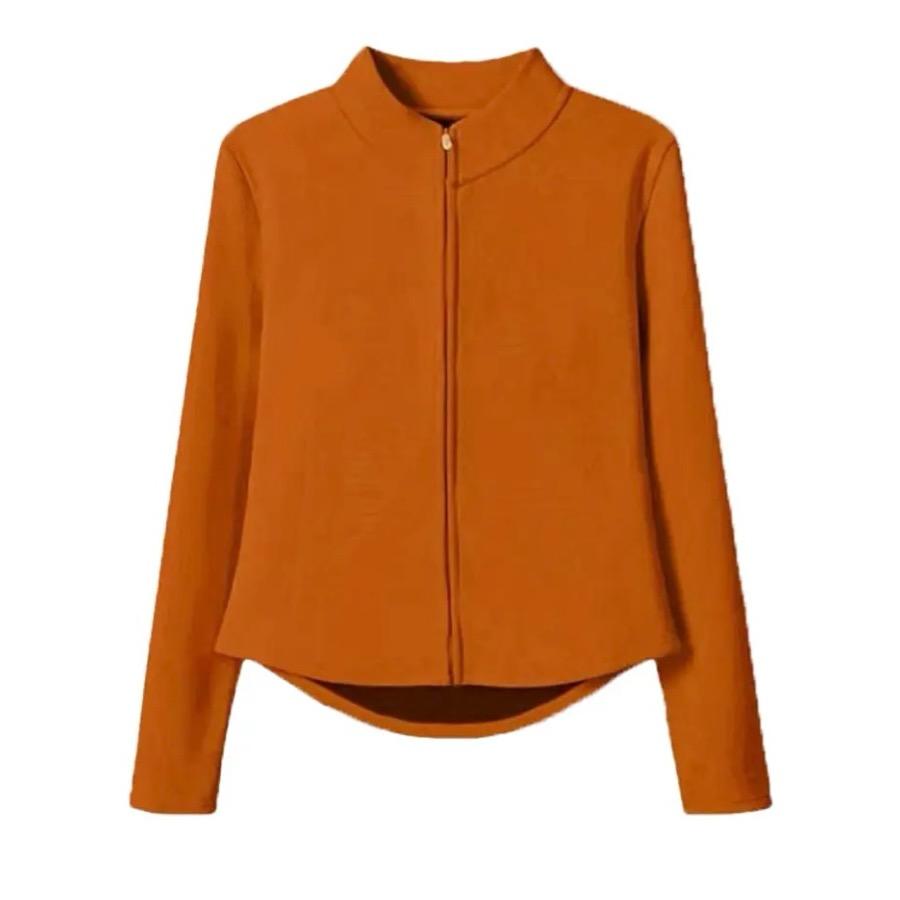 暖阳服饰工厂店