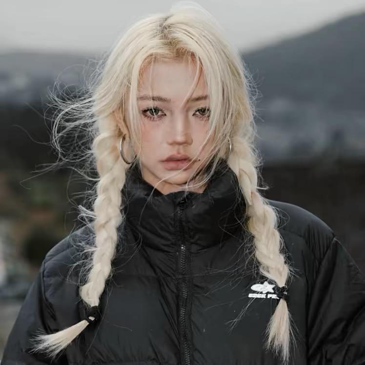 英子