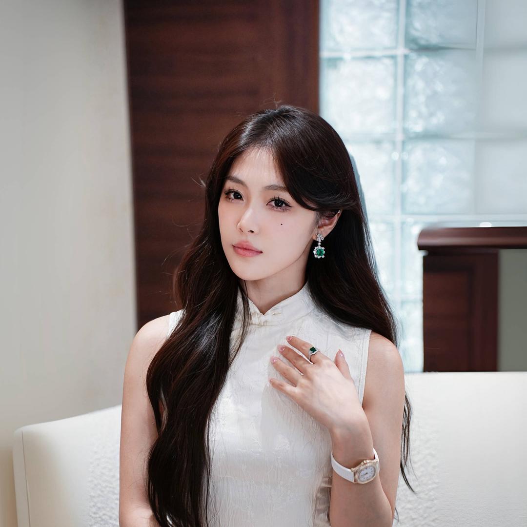 Luna只玩百达