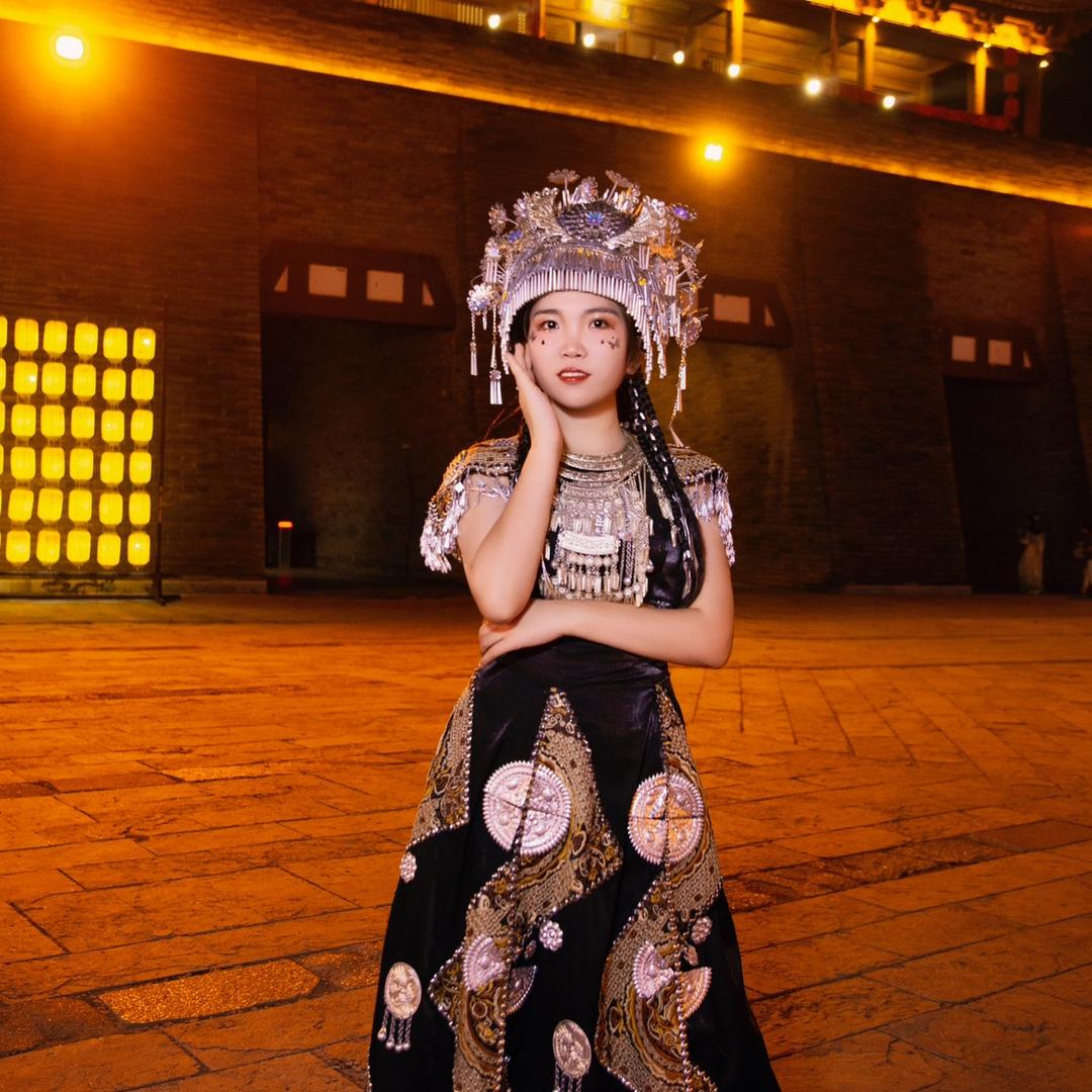 张三味纸包鱼(铭源小区店)官方号