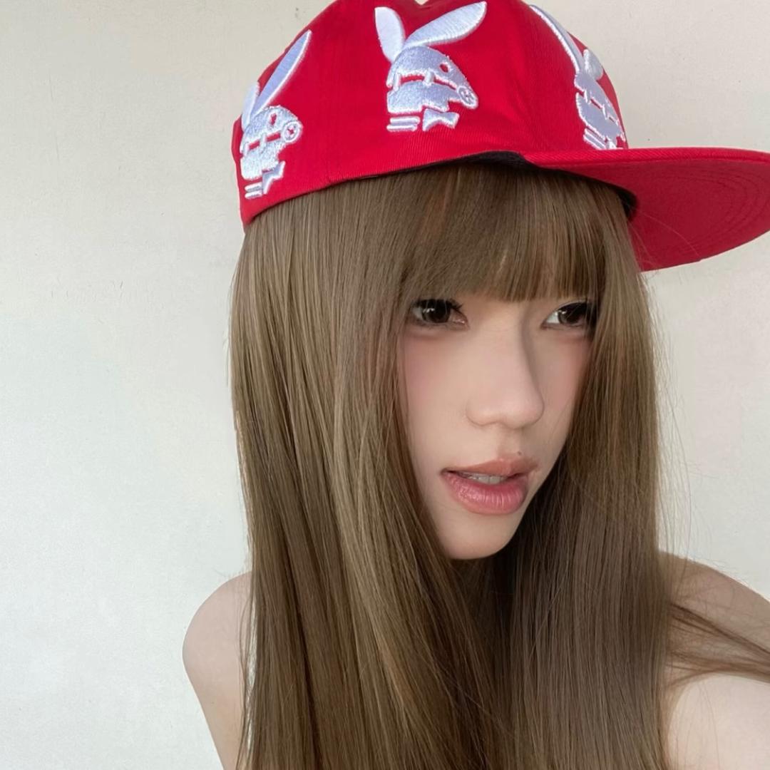 人傻嘴不甜长得不美还没钱.