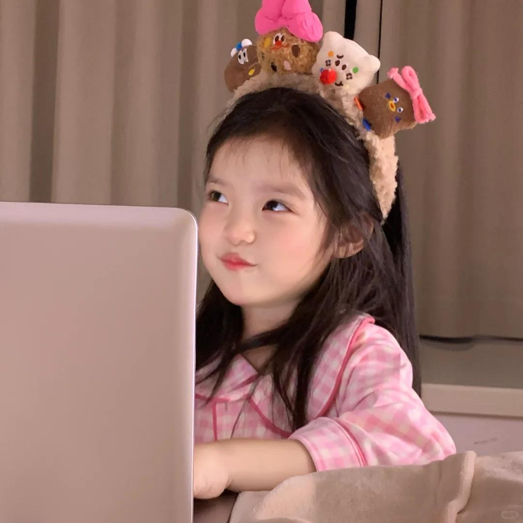 奶思兔米鱿ʚ•͈ᴗ•͈ɞ