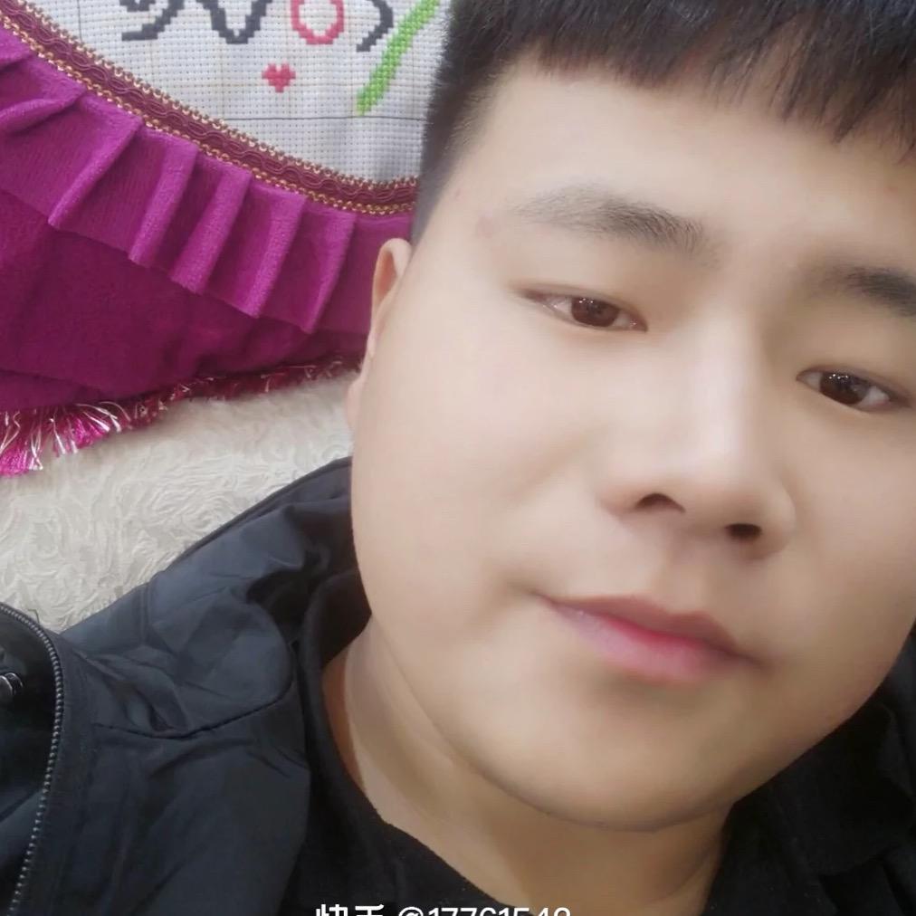 赵琪琪。