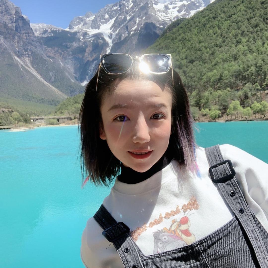 豫牧香小妞