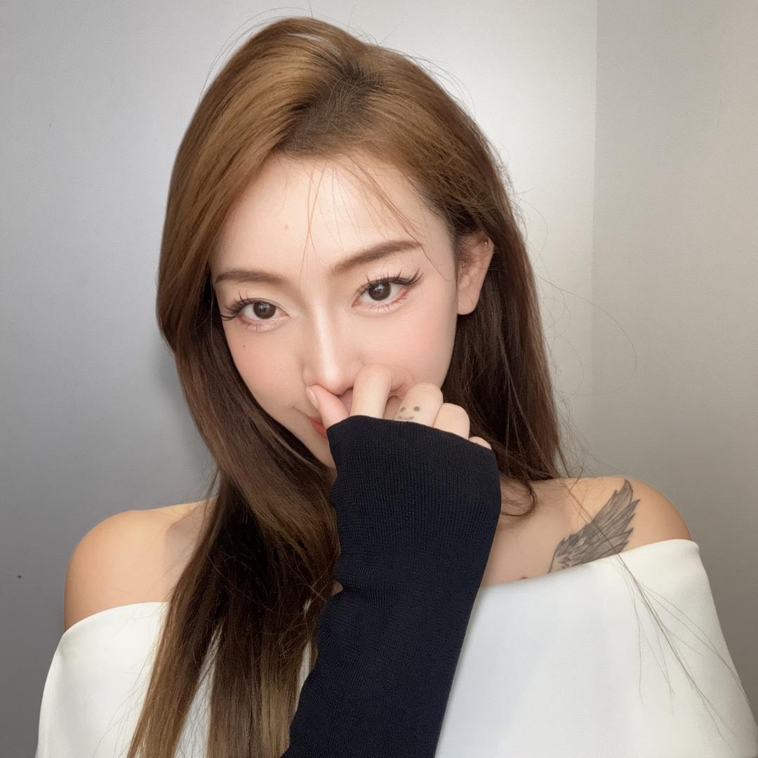 十月的月❛‿˂̵✧