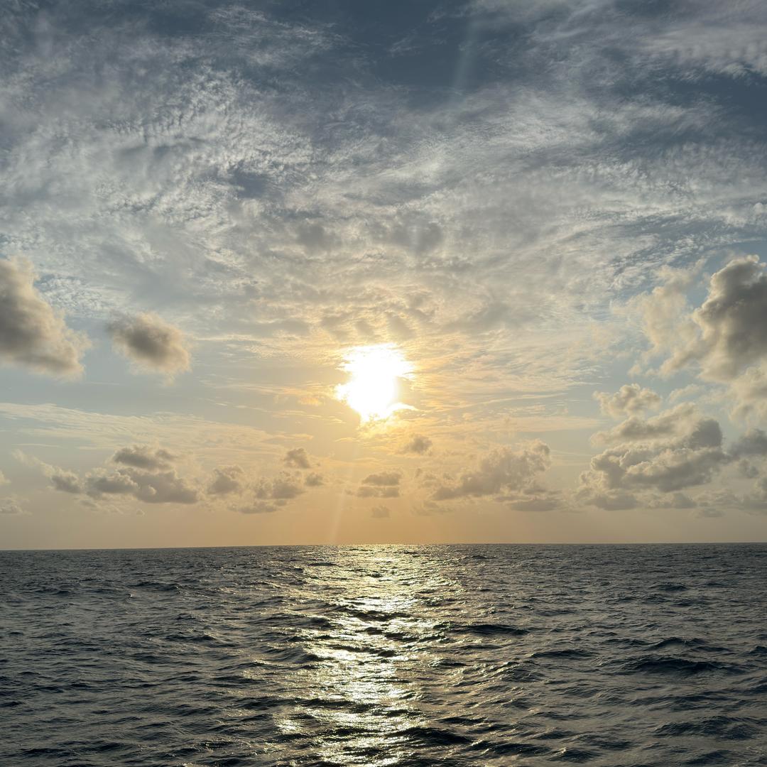 归山海ق（航行ing…）