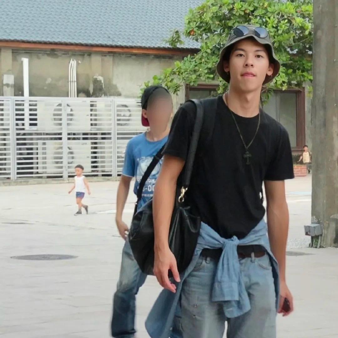 哇哦