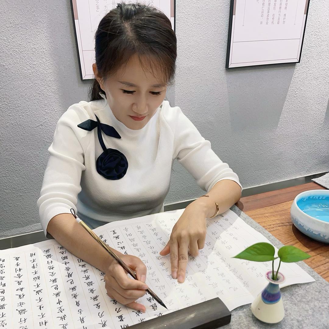 阳谷首家四毛九地摊串串火锅