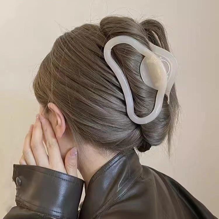 开奥迪的林姐姐