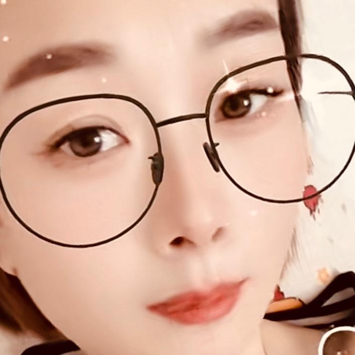 容憨憨