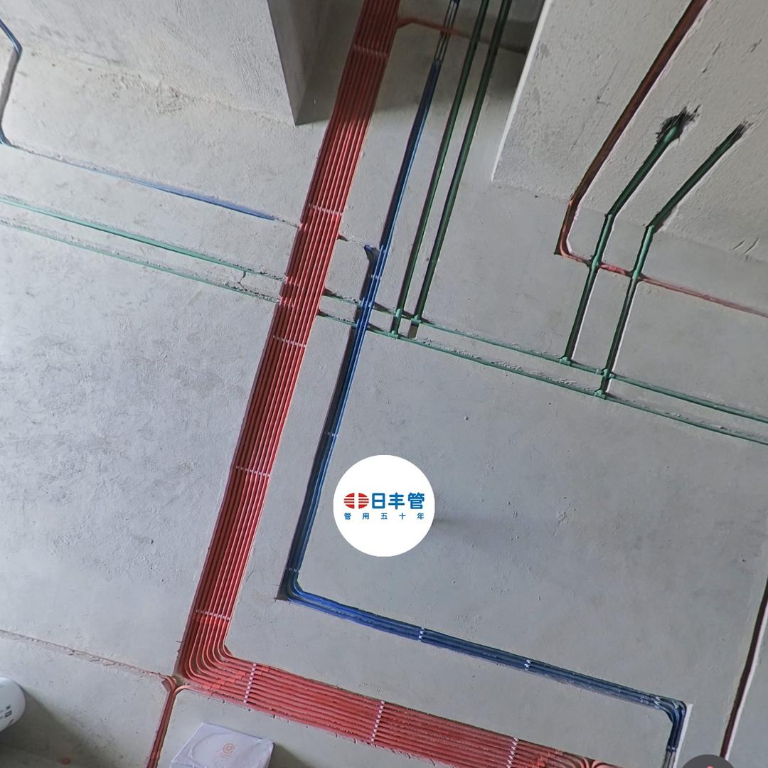 武工在工地，先施工后付款