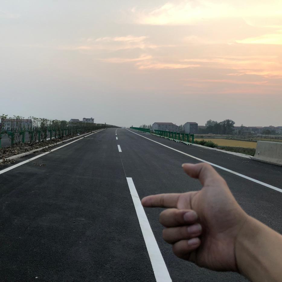 达闻西