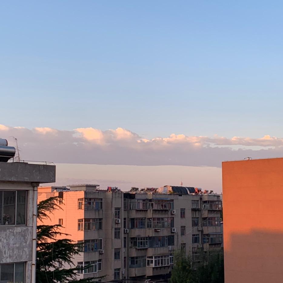 卖蔬菜水果的小丫头