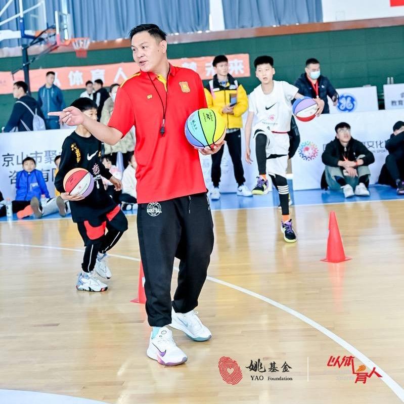 武定罗婺少年篮球