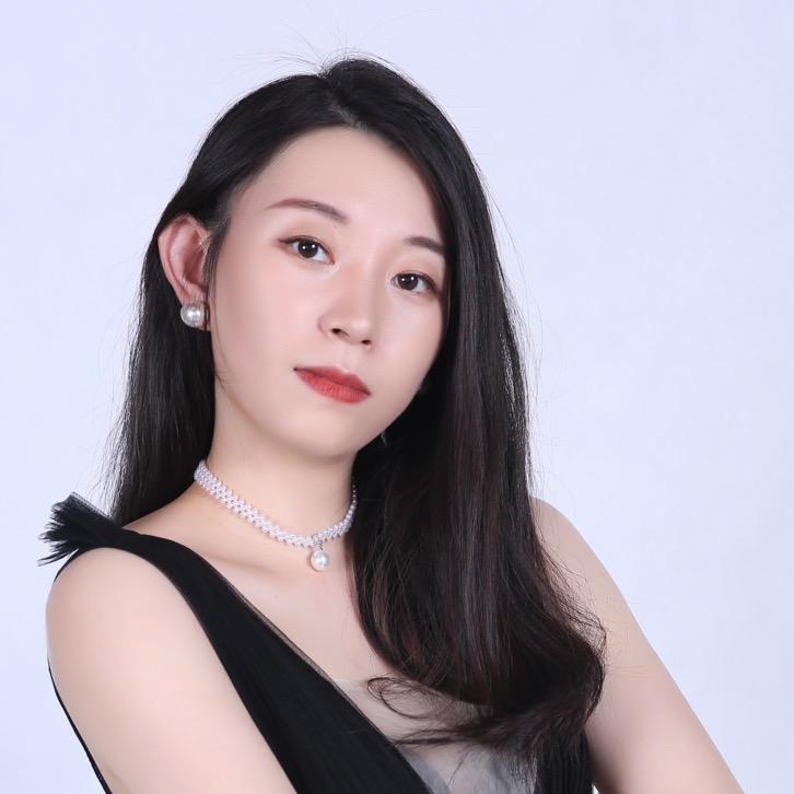 Alina ⑉ ☺︎°