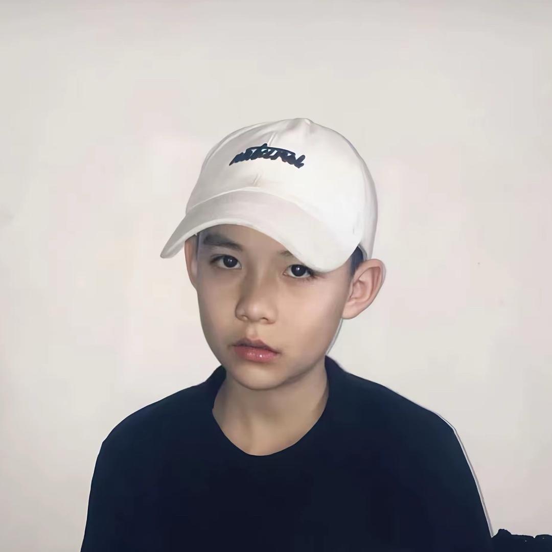秋霖.