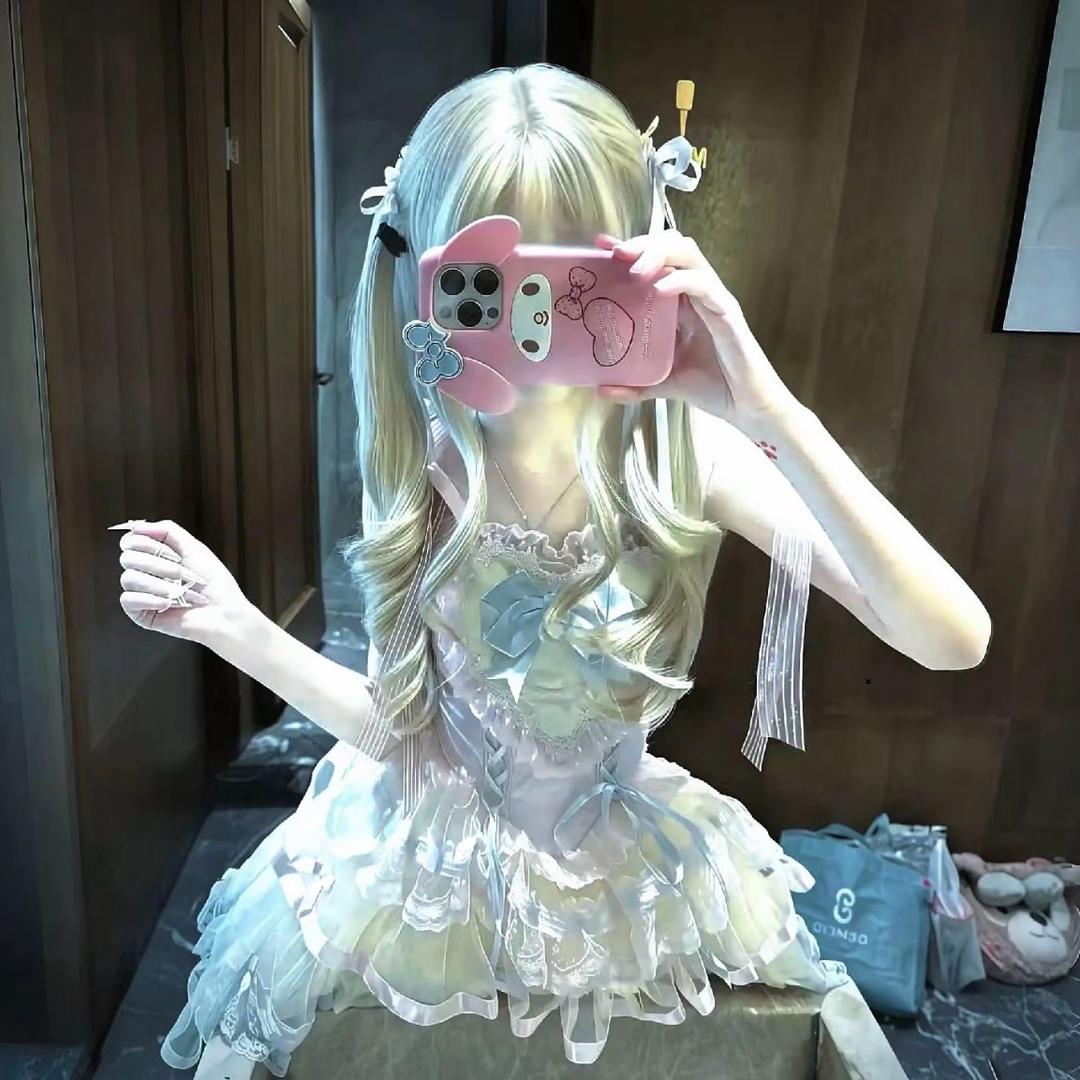 ˃