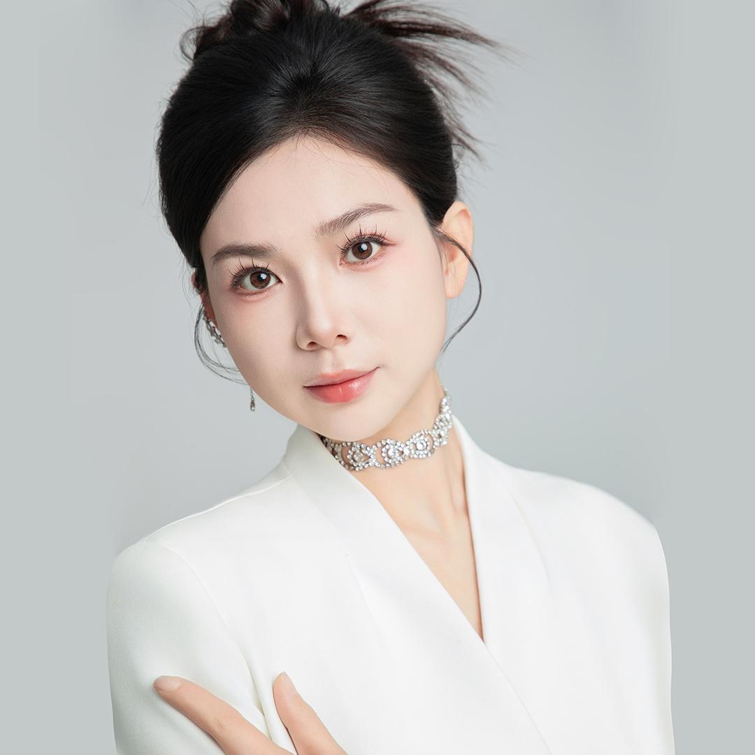 眉青目绣   金秀老师