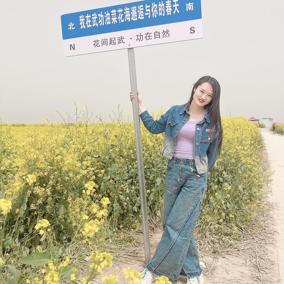 ღ🍒如愿꧔ꦿ💋⁵²º᭄（拒绝私聊）