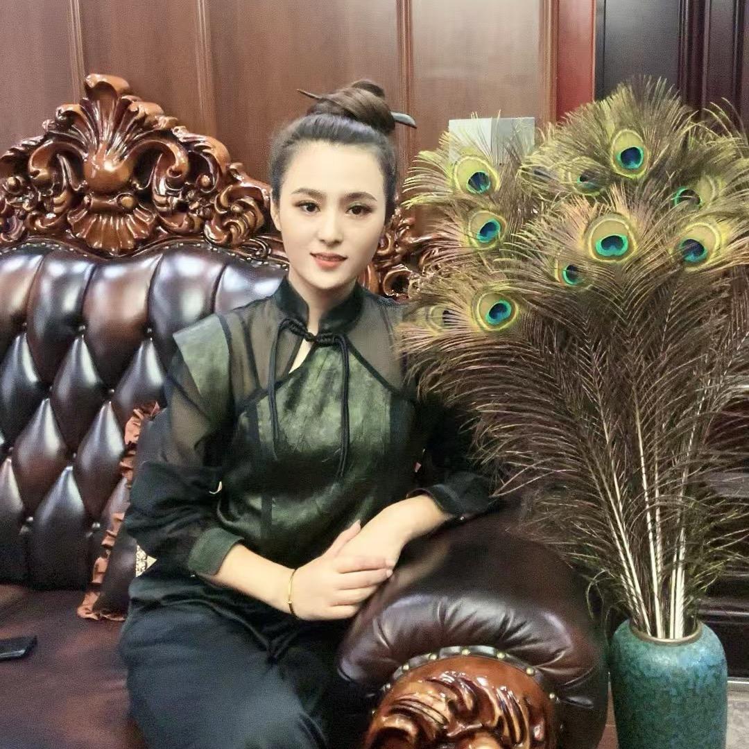 孔雀羽工艺阁
