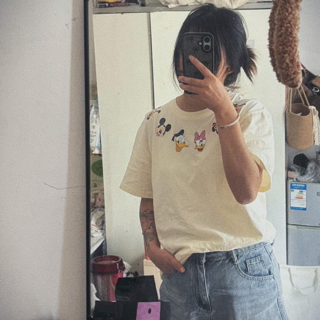 李小姐吖、