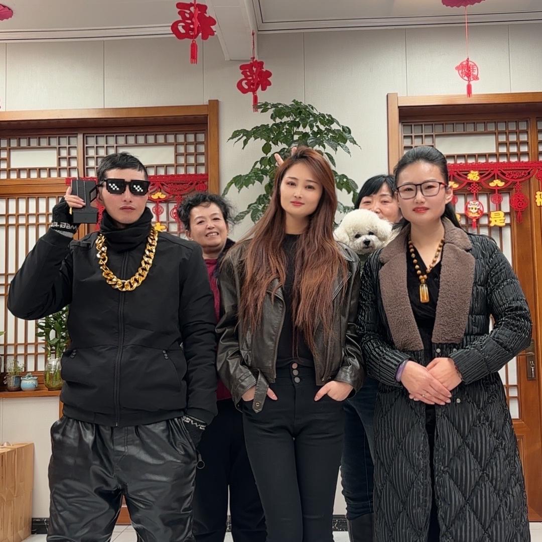 启恒红蜻婷