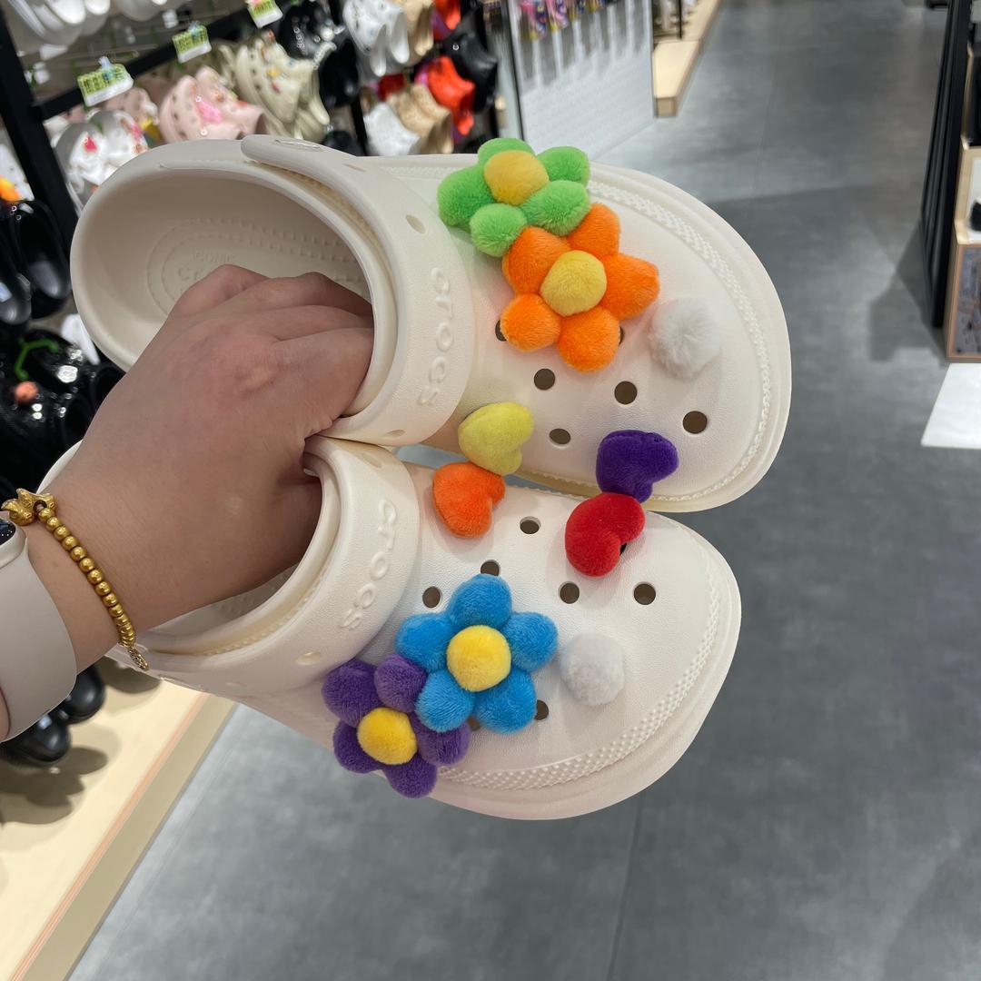 卡骆驰打工人