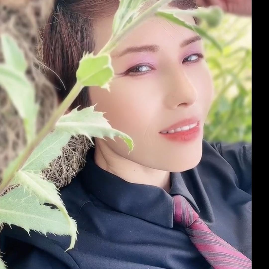 静思（小草莓外婆）