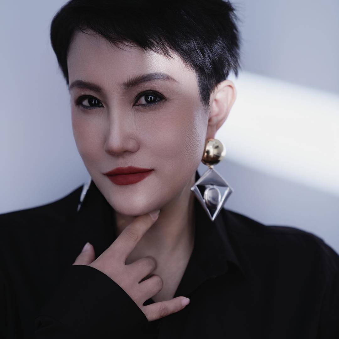 设计届野蛮女教头