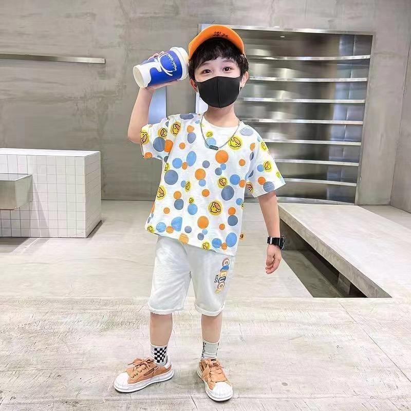 大叔精品牛仔童装