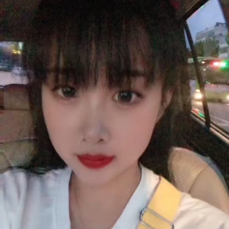小黑黑👑