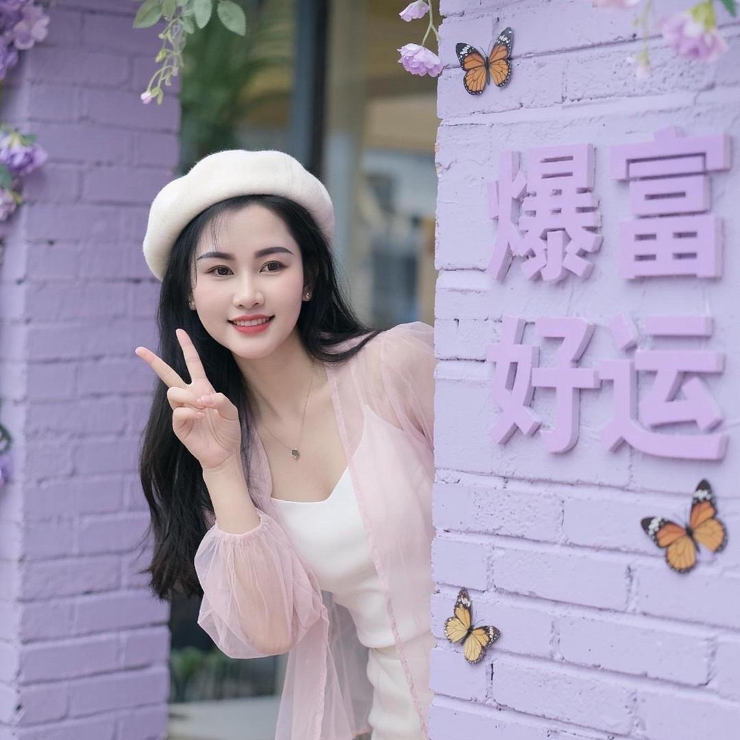 小任性🌸侗族女孩