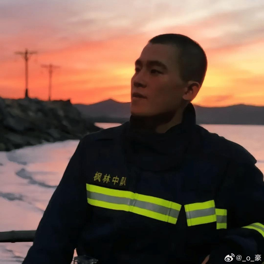 负重前行、