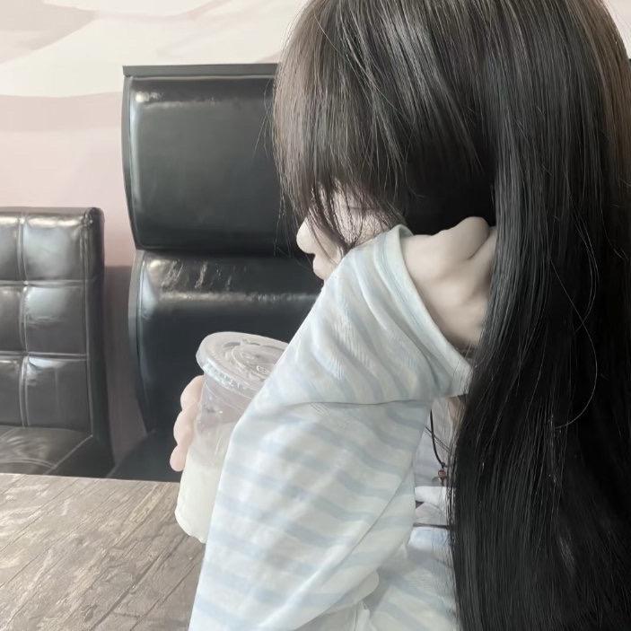 物是人非