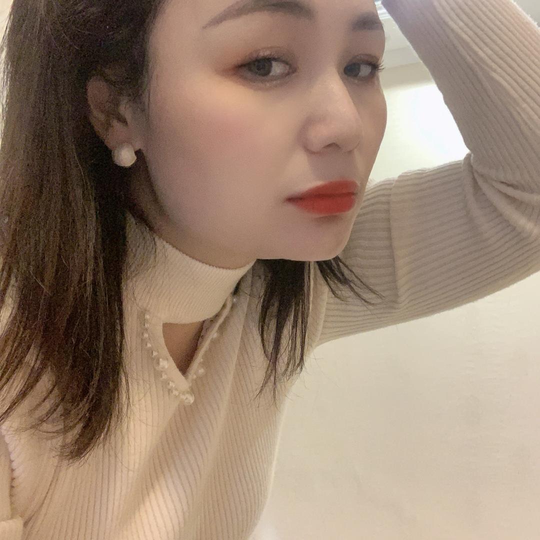 玲玲吖