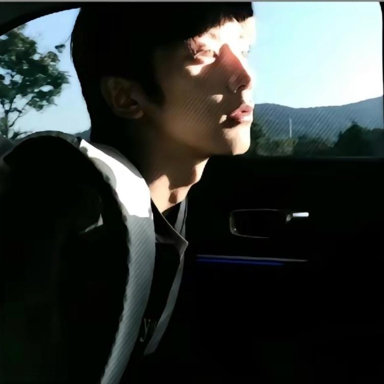 喜欢白巧克力🍫